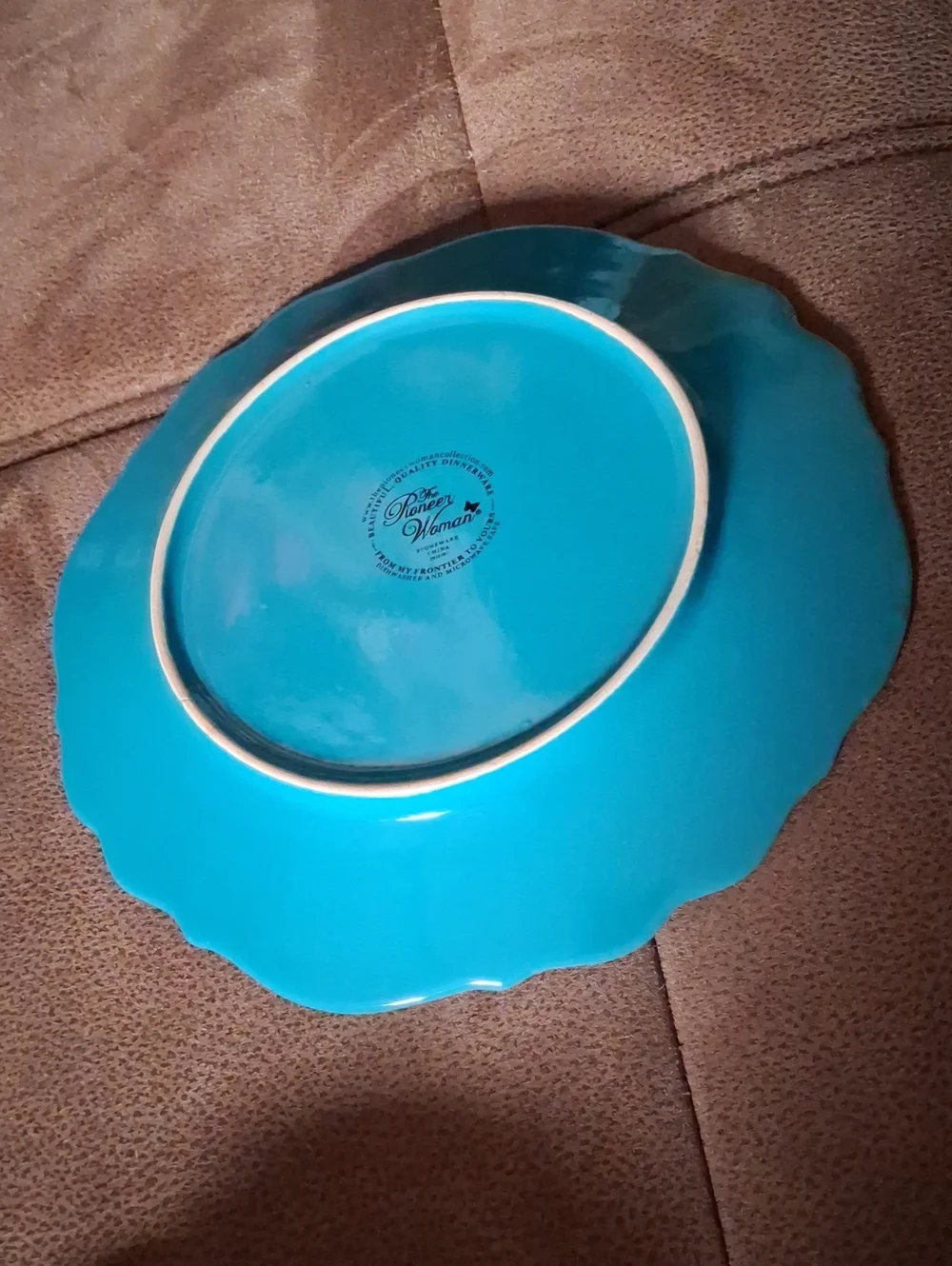 The Pioneer Woman Isabelle Teal Scalloped Stoneware Salad Plate